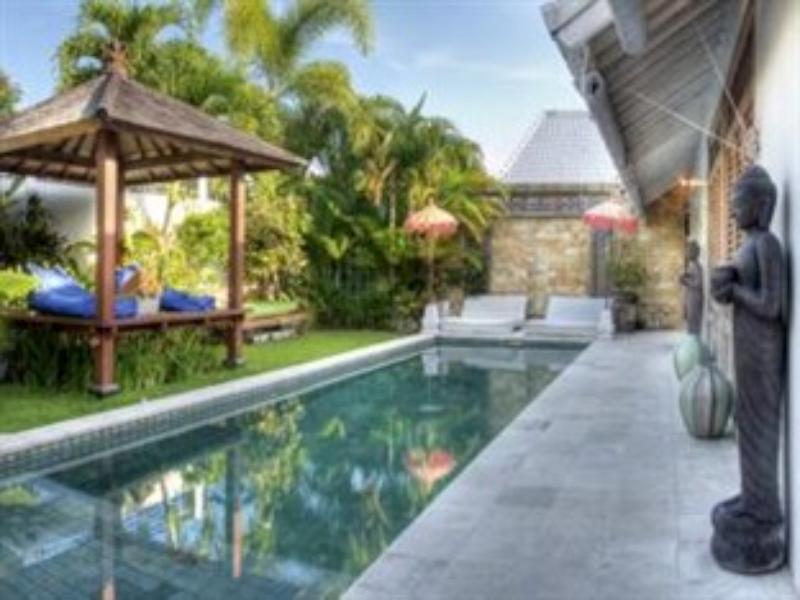 Coco Poco Villa Seminyak エクステリア 写真