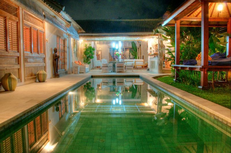 Coco Poco Villa Seminyak 部屋 写真