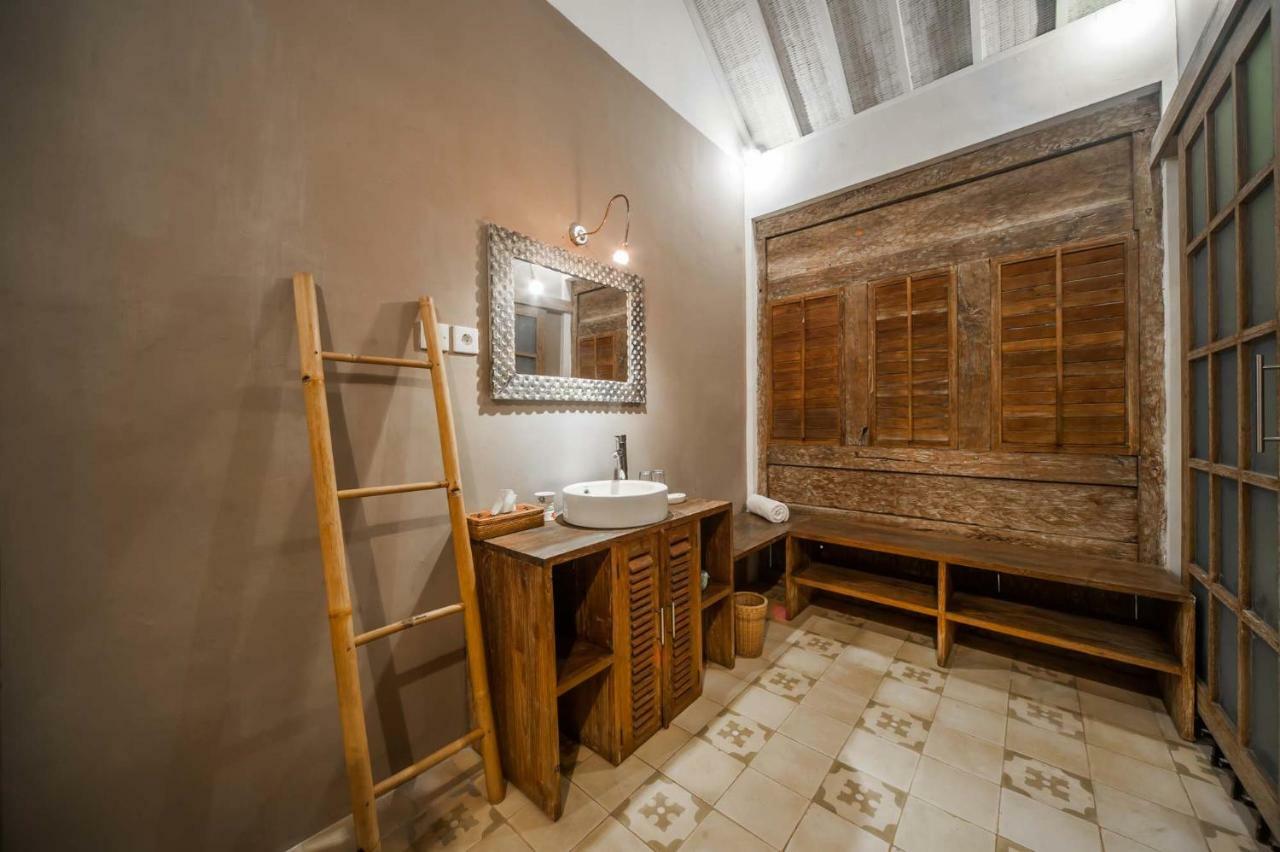 Coco Poco Villa Seminyak エクステリア 写真