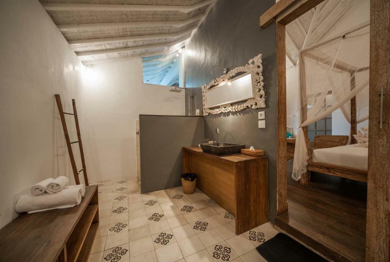 Coco Poco Villa Seminyak エクステリア 写真
