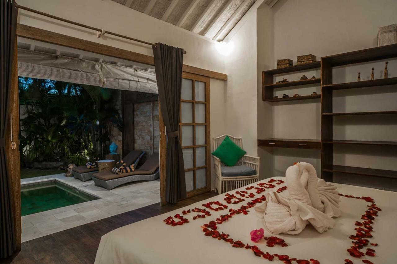 Coco Poco Villa Seminyak エクステリア 写真