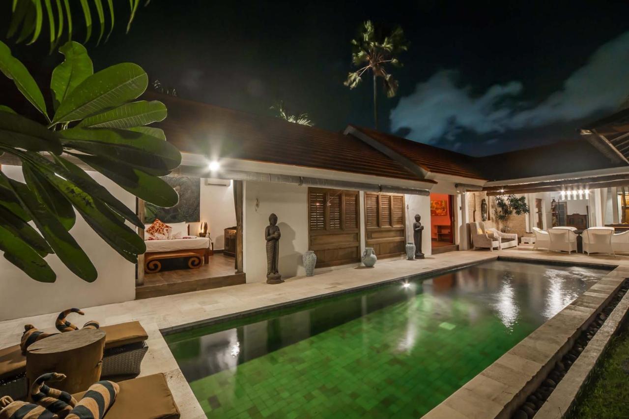 Coco Poco Villa Seminyak エクステリア 写真