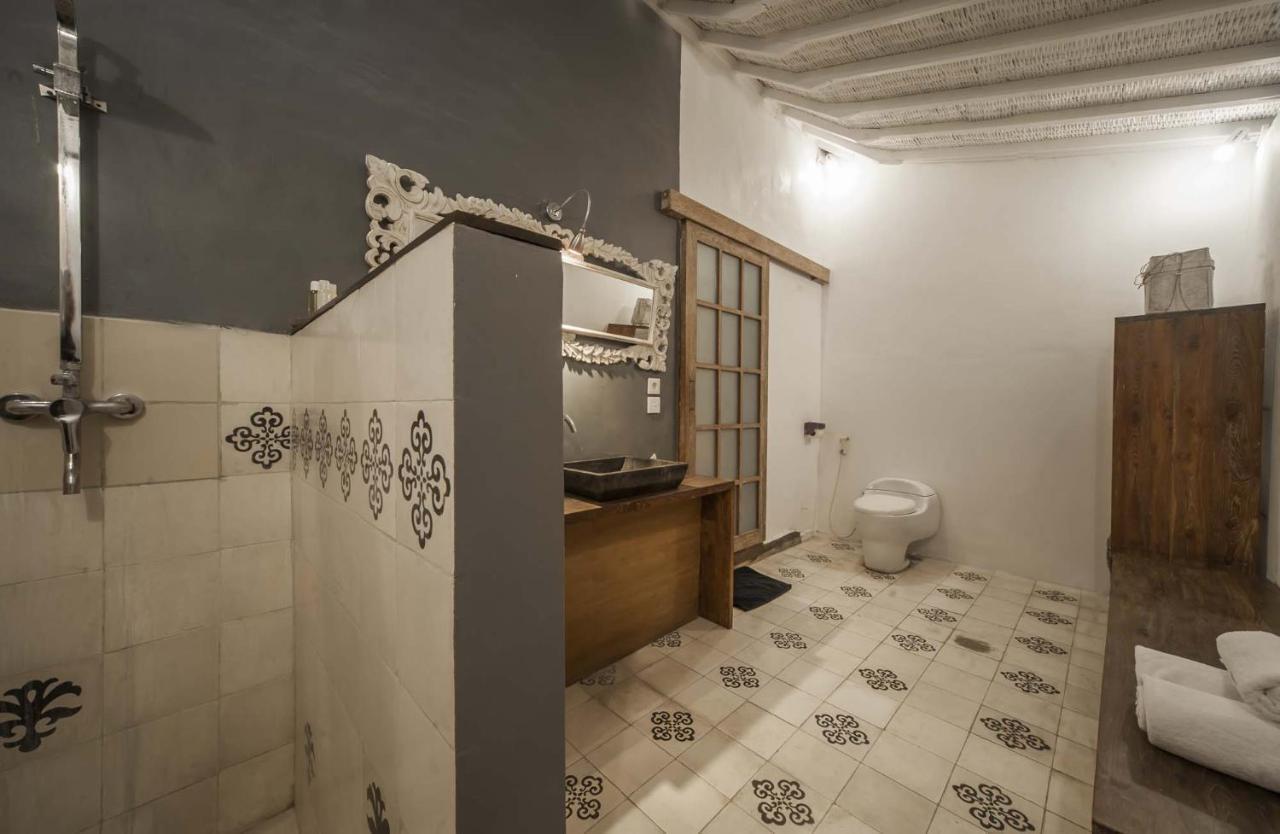 Coco Poco Villa Seminyak エクステリア 写真